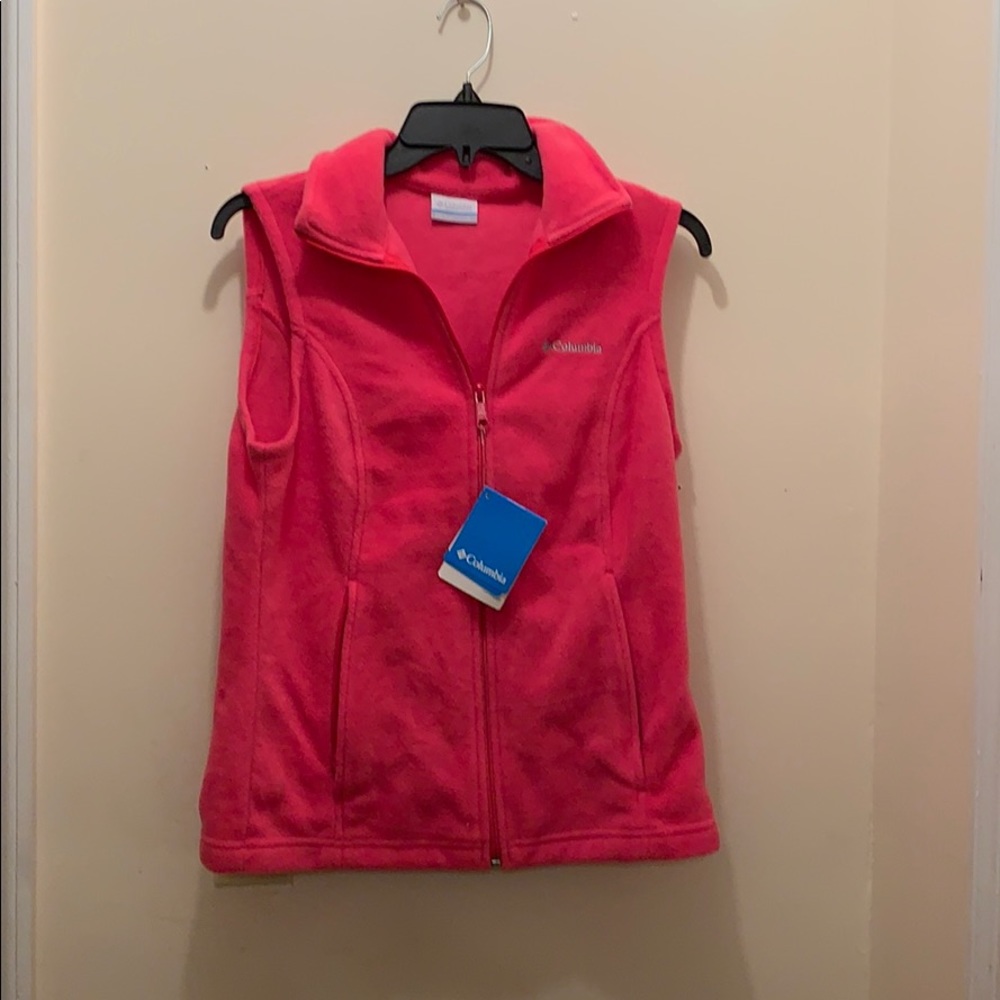 Columbia Vest!!